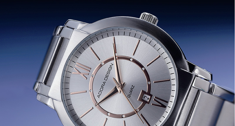 uhr adora design